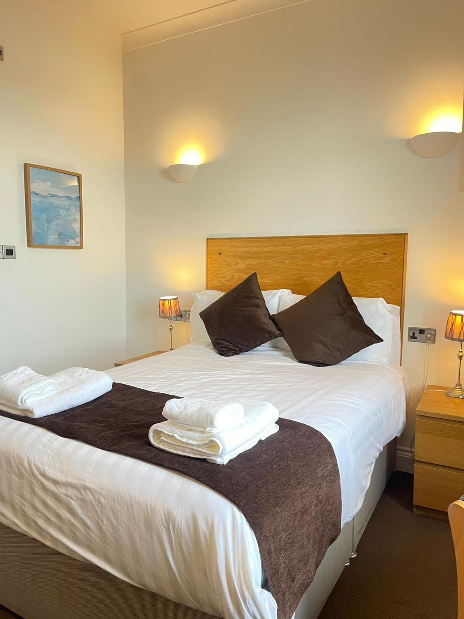 Four Saints Brig Y Don Hotel Llandudno Exterior photo